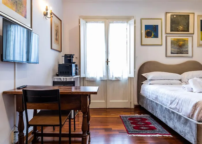 Fcr Loft Campo De' Fiori - Monserrato Apartment *