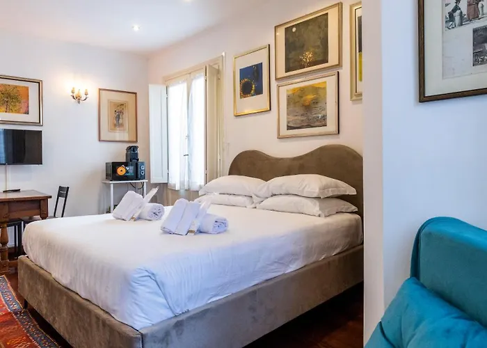 Apartment Fcr Loft Campo De' Fiori - Monserrato Rom